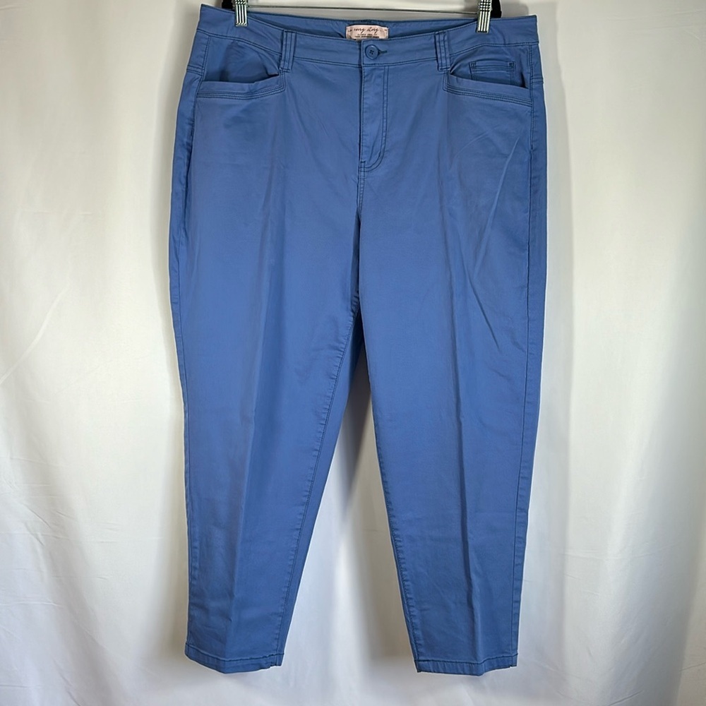 Penningtons Blue Slightly Curvy Fit Cropped Pants Size 20